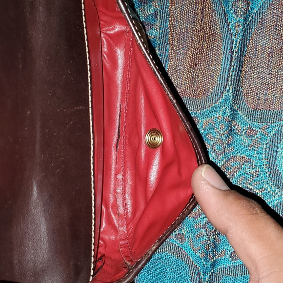 Dooney & Bourke - Picture 5 of 7